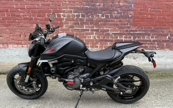 2021 Ducati MONSTER PLU