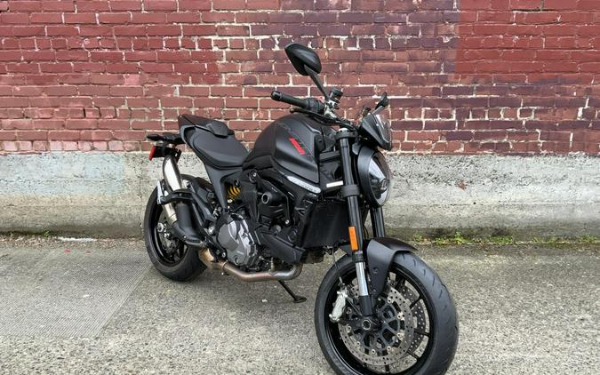 2021 Ducati MONSTER PLU