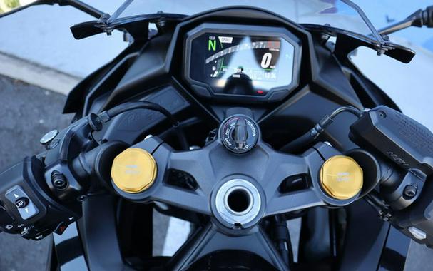 2025 Kawasaki NINJA ZX-4R ABS