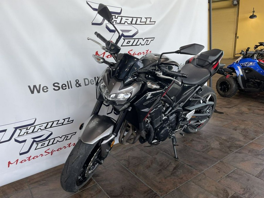 2023 Kawasaki Z900 ABS Metallic Black/Graphite Gray/Flat Black