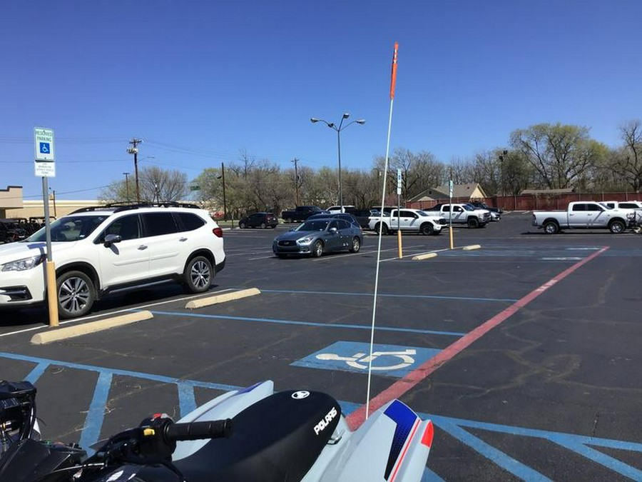 2025 Polaris® Phoenix 200