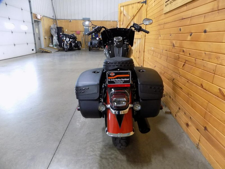 2025 Harley-Davidson® FLHC - Heritage Classic