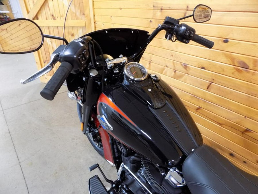 2025 Harley-Davidson® FLHC - Heritage Classic