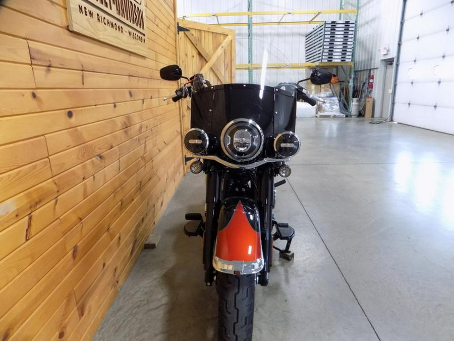 2025 Harley-Davidson® FLHC - Heritage Classic