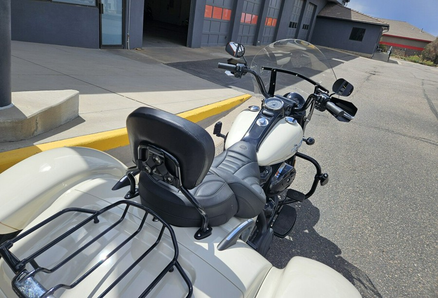 2023 Freewheeler FLRT