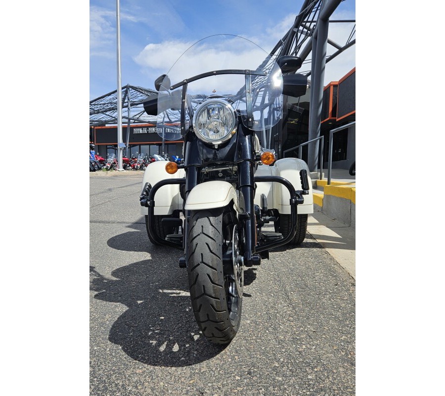 2023 Freewheeler FLRT