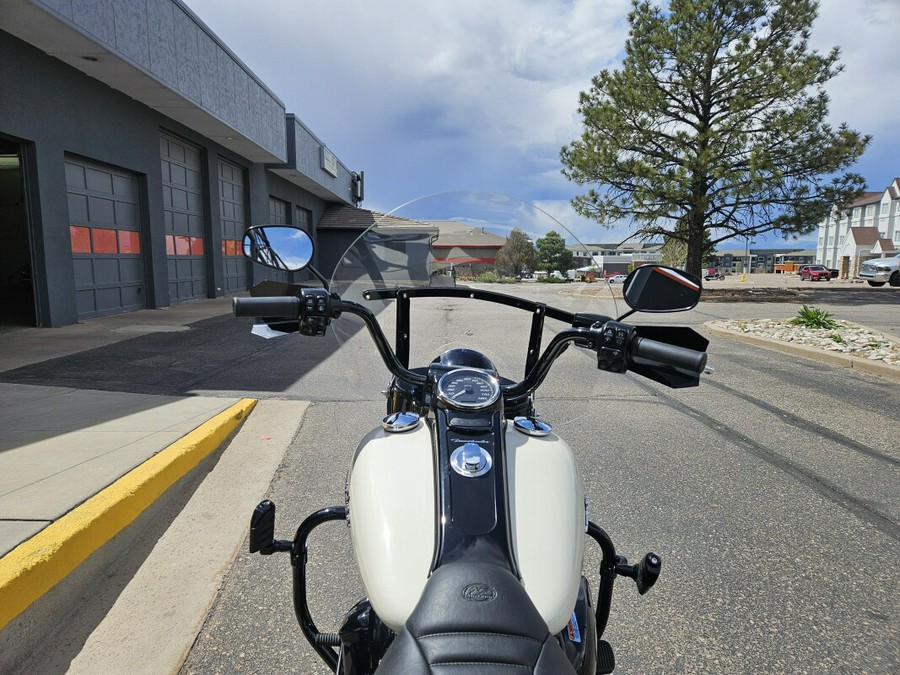 2023 Freewheeler FLRT