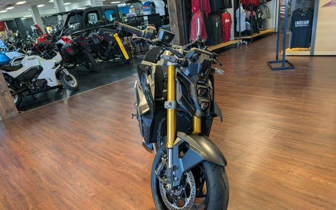 2025 Suzuki GSX-S1000