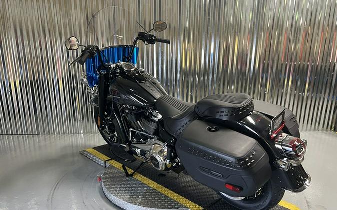 2026 Harley-Davidson FLHC - Heritage Classic