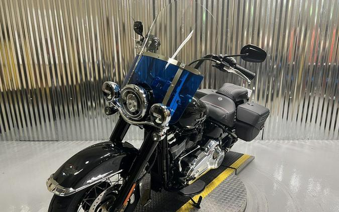 2026 Harley-Davidson FLHC - Heritage Classic