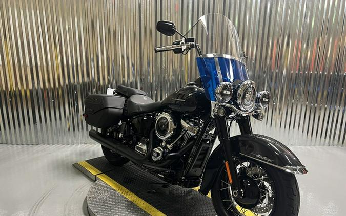 2026 Harley-Davidson FLHC - Heritage Classic