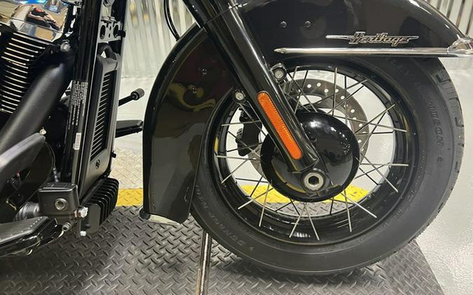 2026 Harley-Davidson FLHC - Heritage Classic