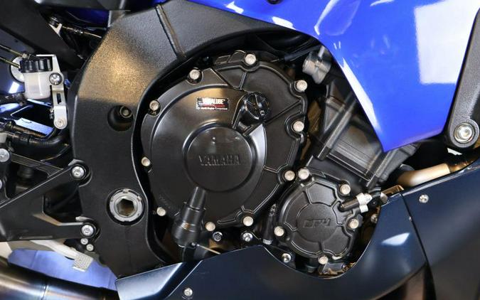 2022 YAMAHA R1