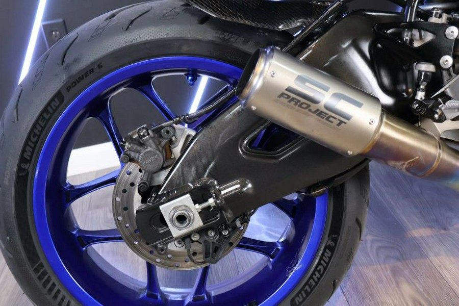 2022 YAMAHA R1