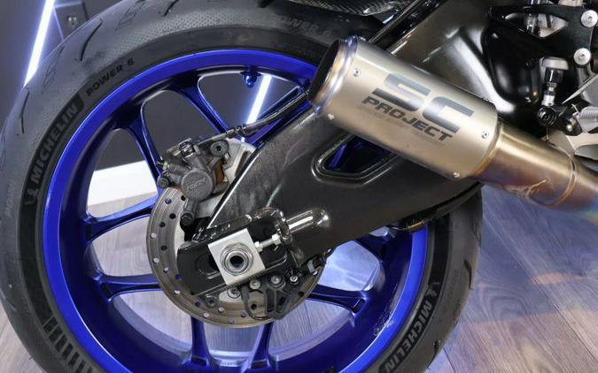 2022 YAMAHA R1