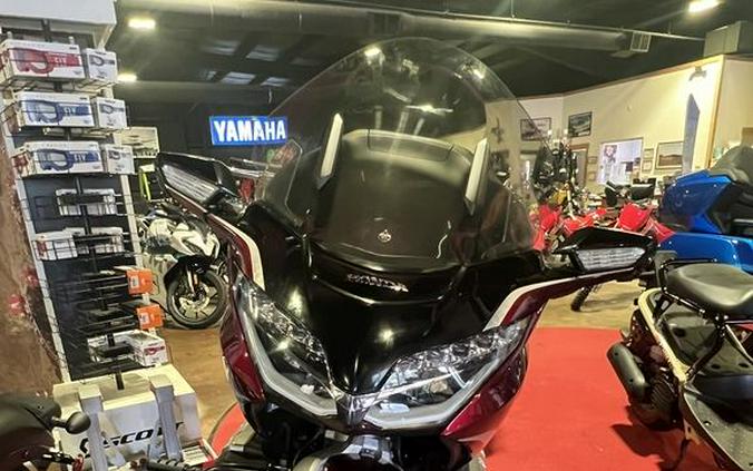 2021 Honda Gold Wing Tour DCT Review: Madonna Bound, Two-Up