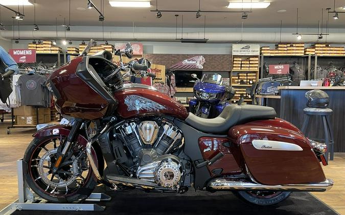 2023 Indian Motorcycle® Challenger® Limited Maroon Metallic