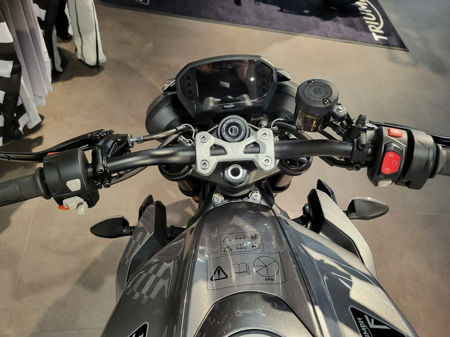 2024 Triumph STREET TRIPLE RS