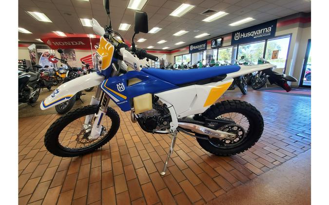 2025 Husqvarna Motorcycles FE 501s