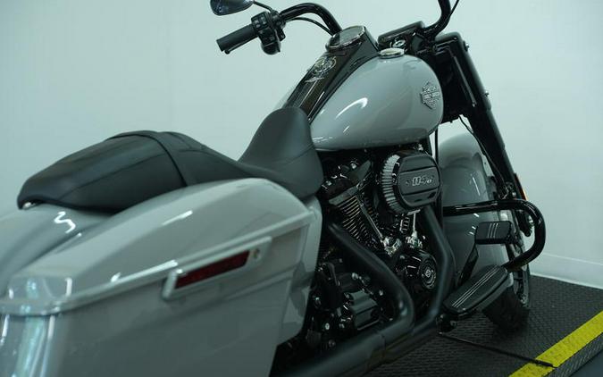 2025 Harley-Davidson® FLHRXS - Road King® Special