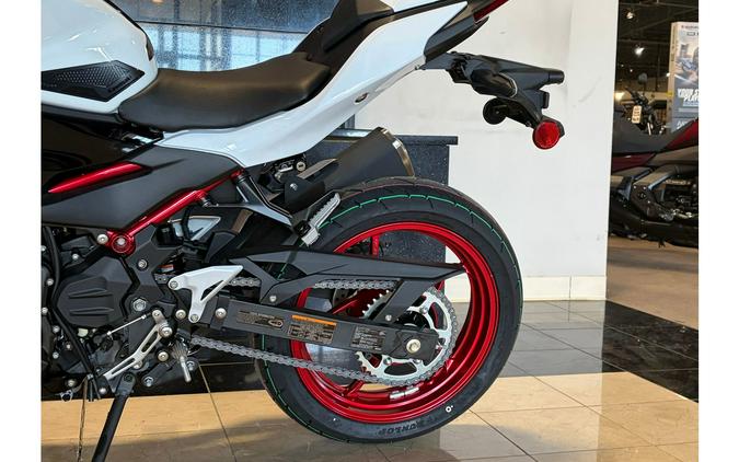 2026 Kawasaki Z500 SE ABS