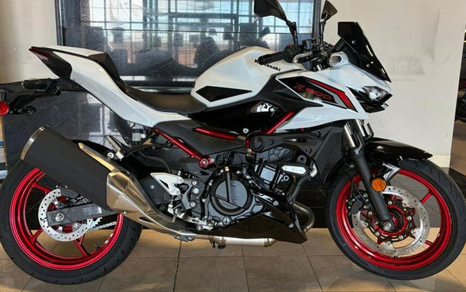 2026 Kawasaki Z500 SE ABS