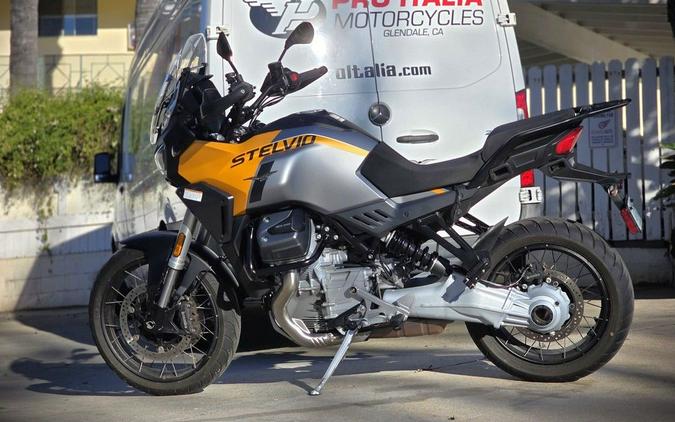 2024 Moto Guzzi Stelvio Base