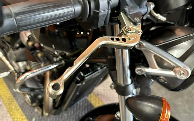 2017 Triumph Street Cup Jet BlackSilver Ice