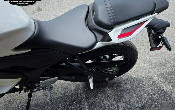 2026 YZF-R3 70TH ANNIVERSARY - Yamaha