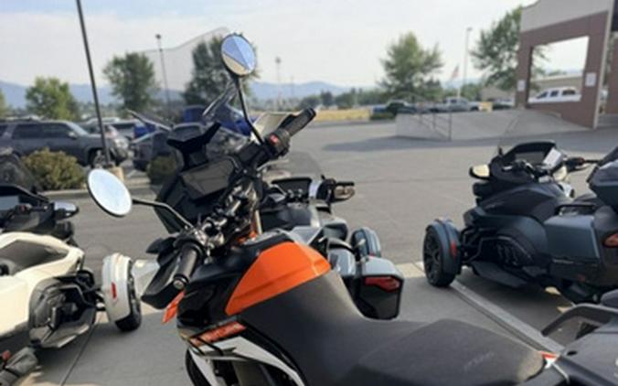 2021 KTM Adventure 890