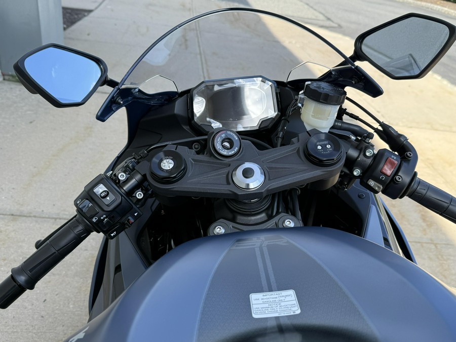2027 Kawasaki NINJA ZX6R ABS