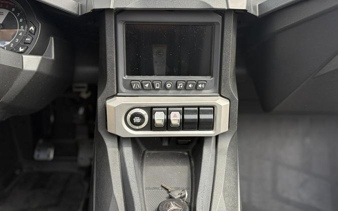 2024 Slingshot SL AUTODRIVE