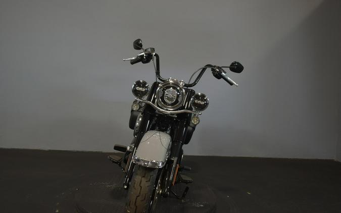 2026 Harley-Davidson Heritage Classic Dark Billiard Gray Black Cast Wheels