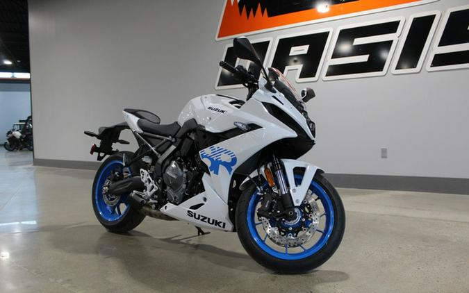 2027 Suzuki GSX 8R