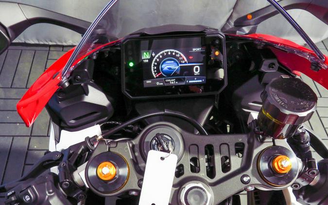 2026 Yamaha YZF R7 70Th Anniversary Edition