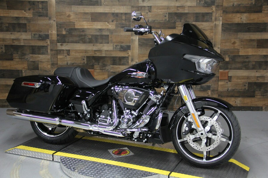 2024 Harley-Davidson Road Glide™ Black