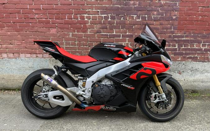 2022 Aprilia RSV FACTORY