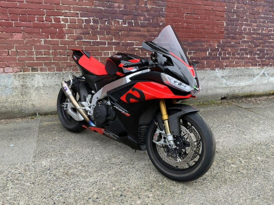 2022 Aprilia RSV FACTORY