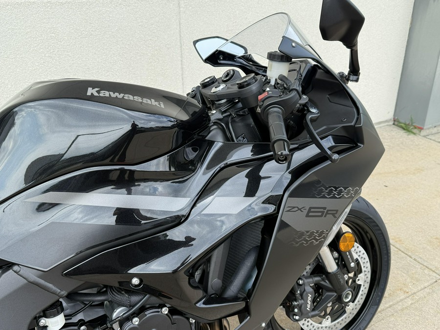 2027 Kawasaki NINJA ZX6R ABS