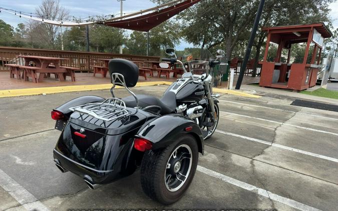 2021 Harley-Davidson Freewheeler