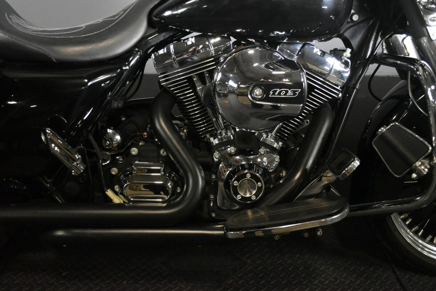 2015 Harley-Davidson Street Glide Special