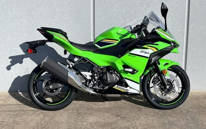 2025 Kawasaki Ninja 500 KRT Edition SE ABS