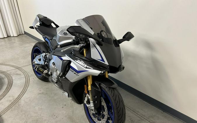2015 Yamaha YZF R1M