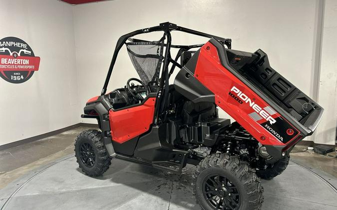 2025 Honda Pioneer 1000 Deluxe