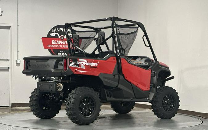 2025 Honda Pioneer 1000 Deluxe