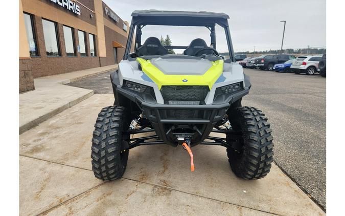 2024 Polaris Industries GENERAL XP 1000 SPORT