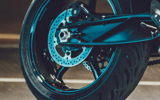 2025 Husqvarna Vitpilen 801 Silver - 779330