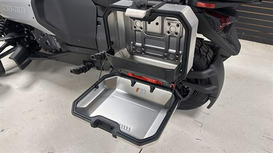 2025 Can-Am Canyon XT