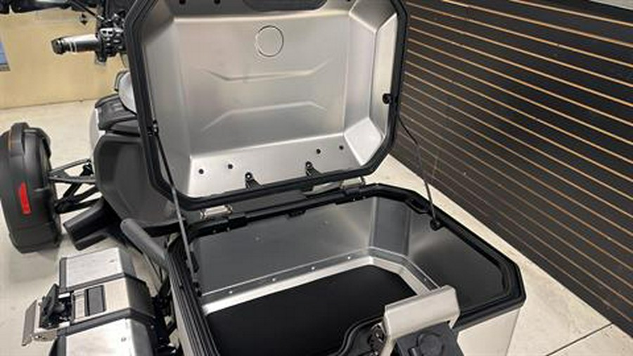 2025 Can-Am Canyon XT