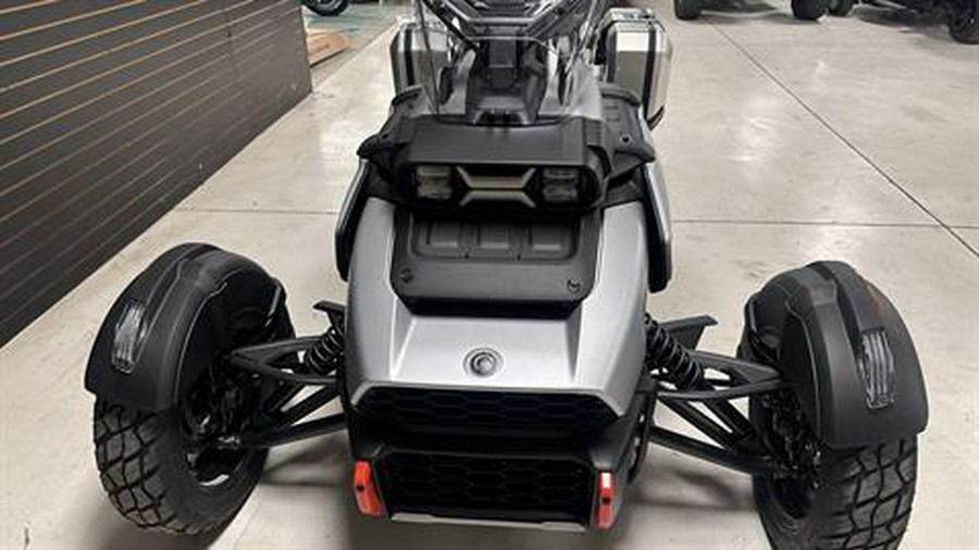 2025 Can-Am Canyon XT